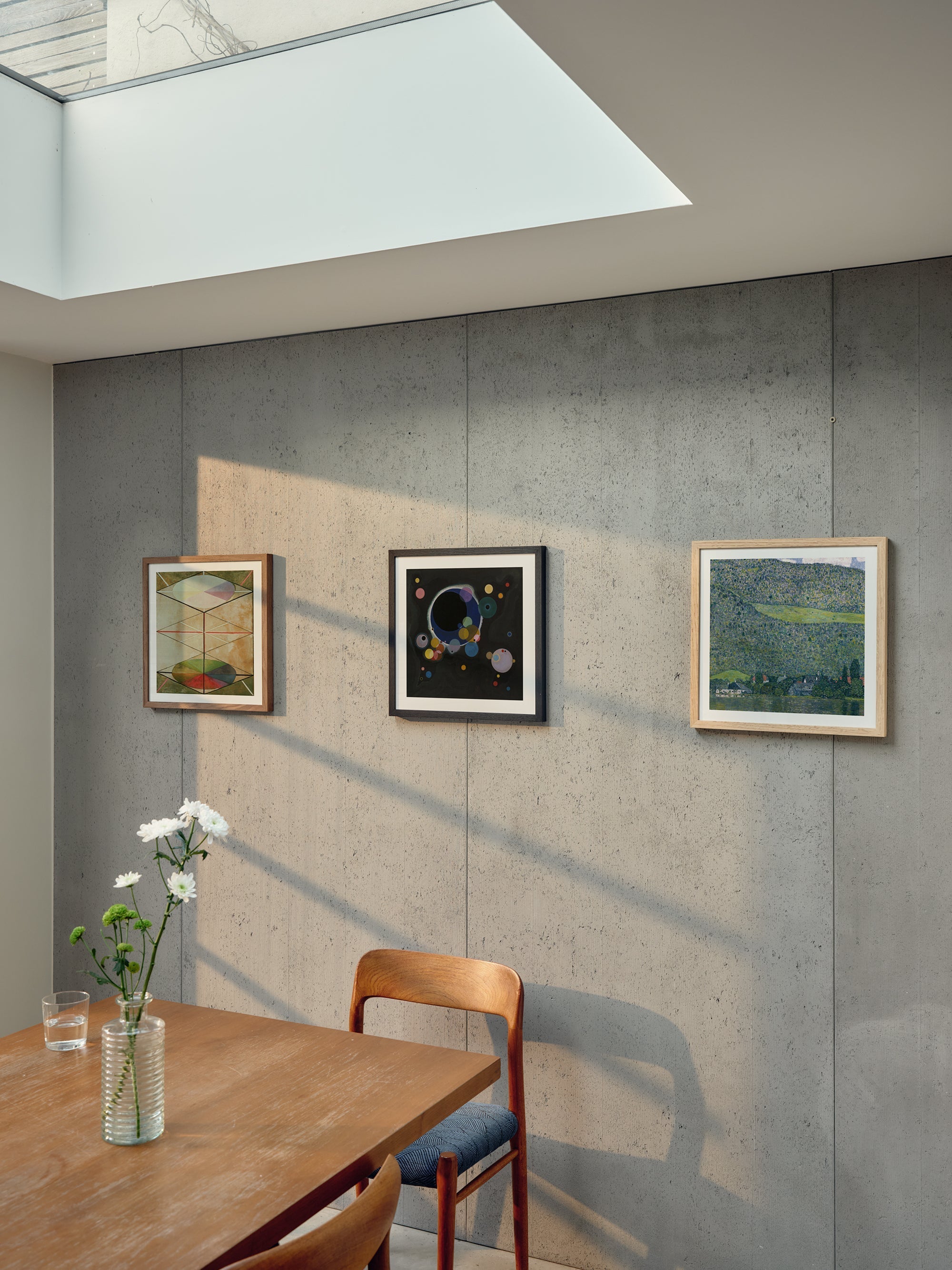How to Create a Gallery Wall
