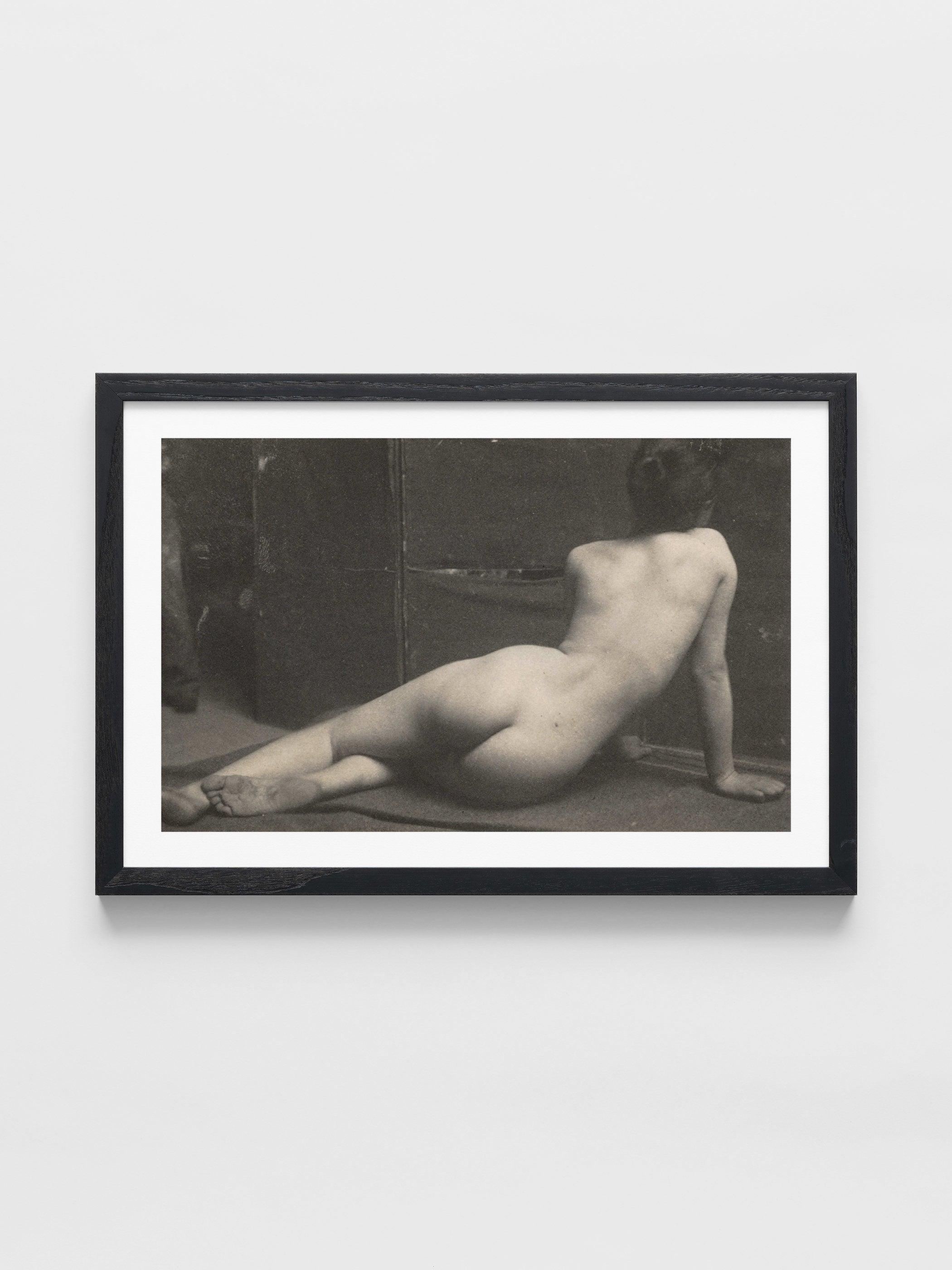 Thomas Eakins - [Female Nude from the Back]