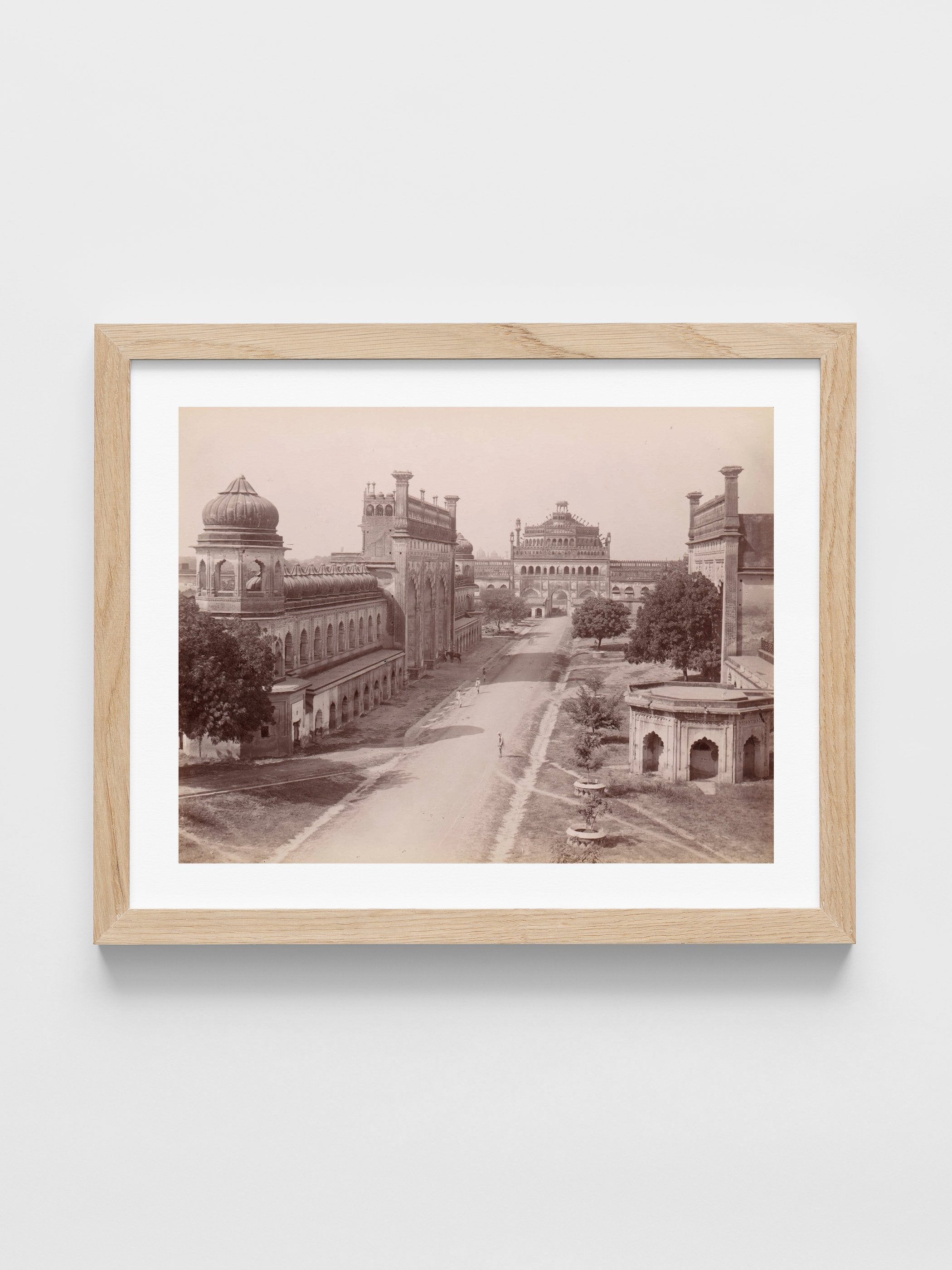 Unknown - Rumi Darwaza and gateway of the Bara Imambara