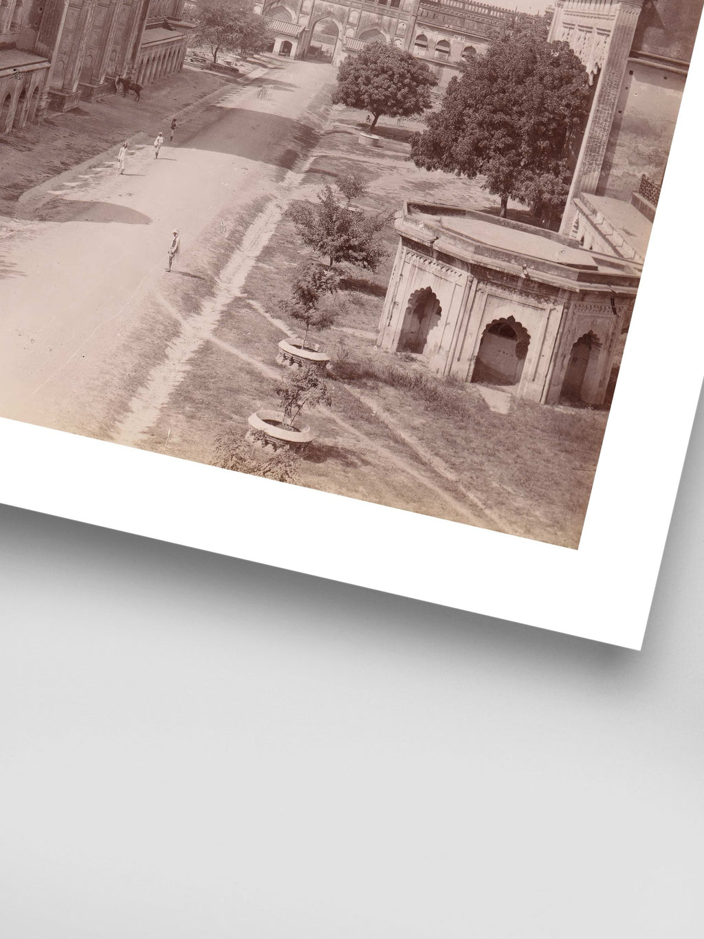 Unknown - Rumi Darwaza and gateway of the Bara Imambara