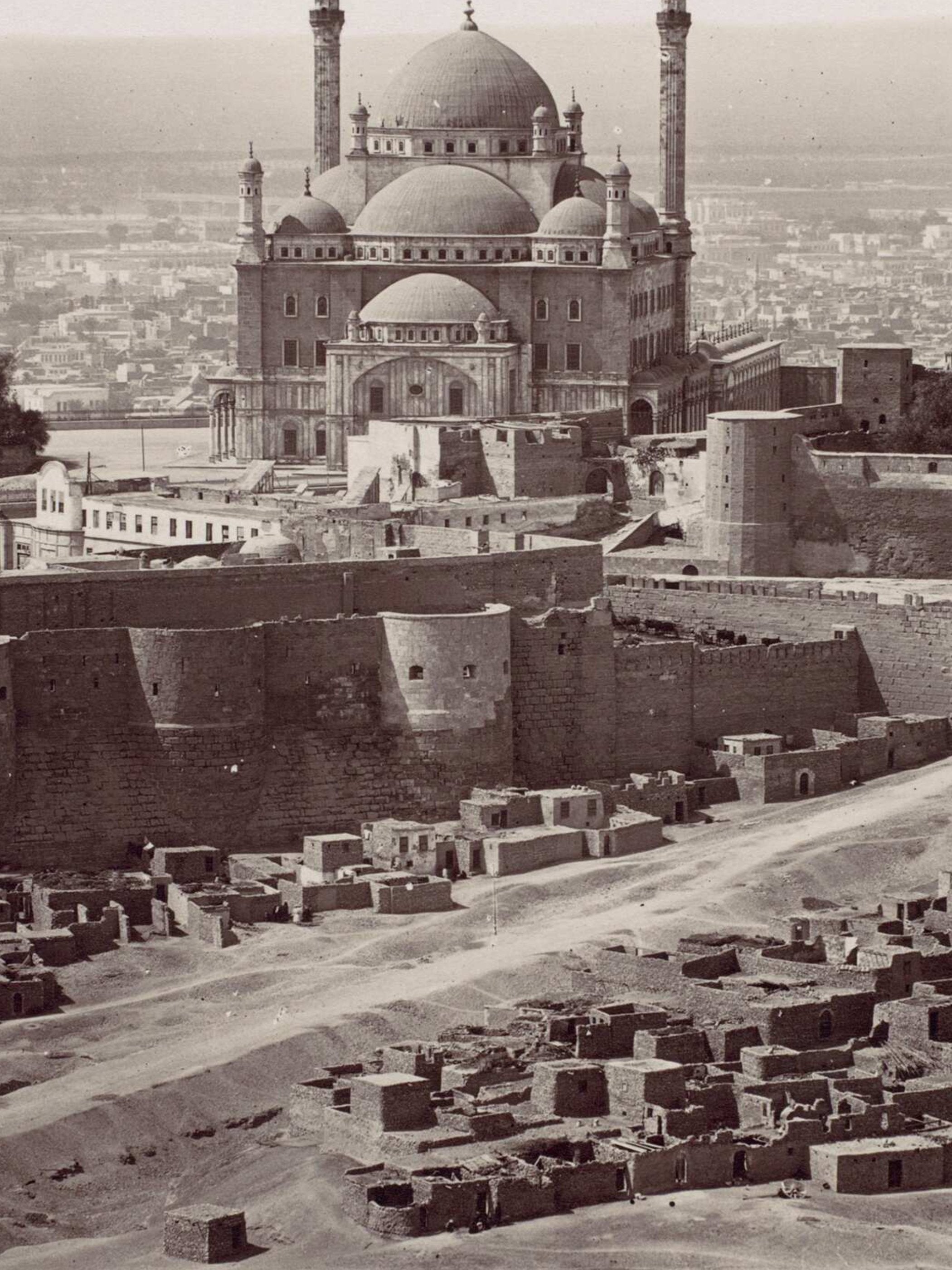 Félix Bonfils - Caire près du Mokkatam