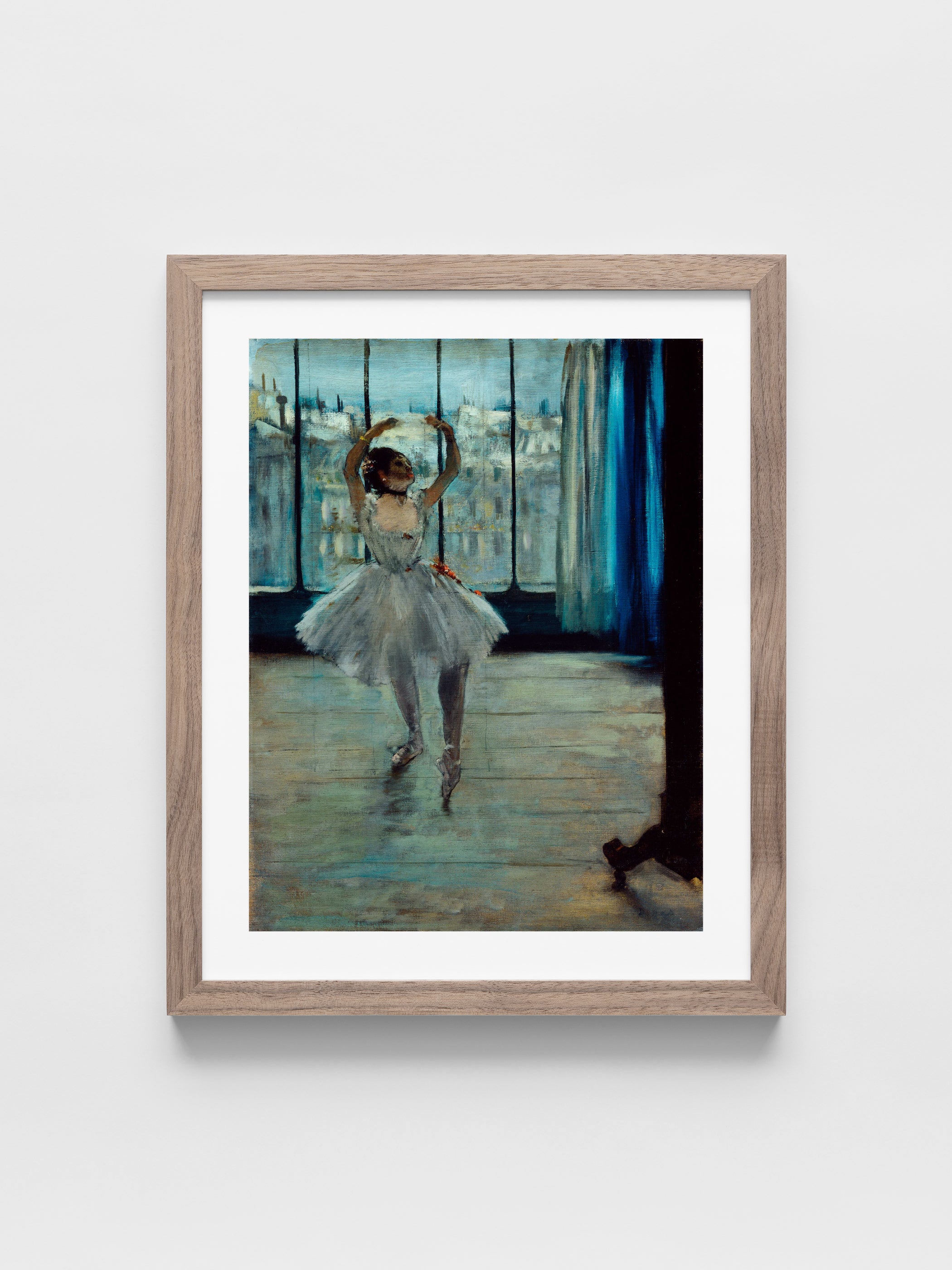 Edgar Degas - Ballerina at the Photographer's
