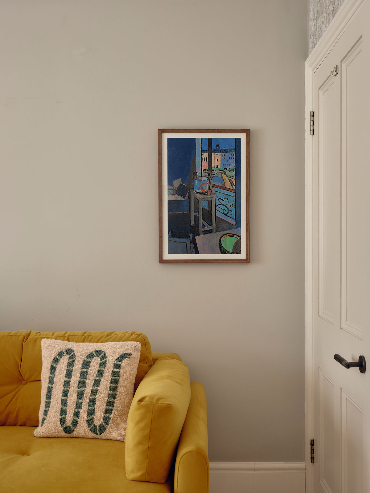 Interior, The Goldfish Bowl